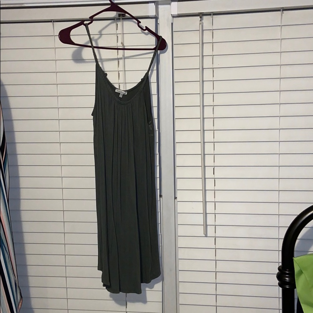 Cute army green dress !